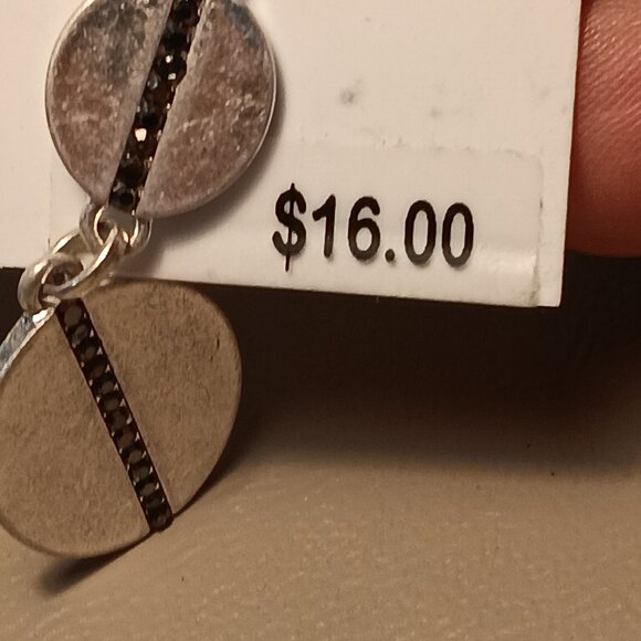 belk silver-tone double disc linear black pave rhinestone accent earrings - NWT - Picture 7 of 9